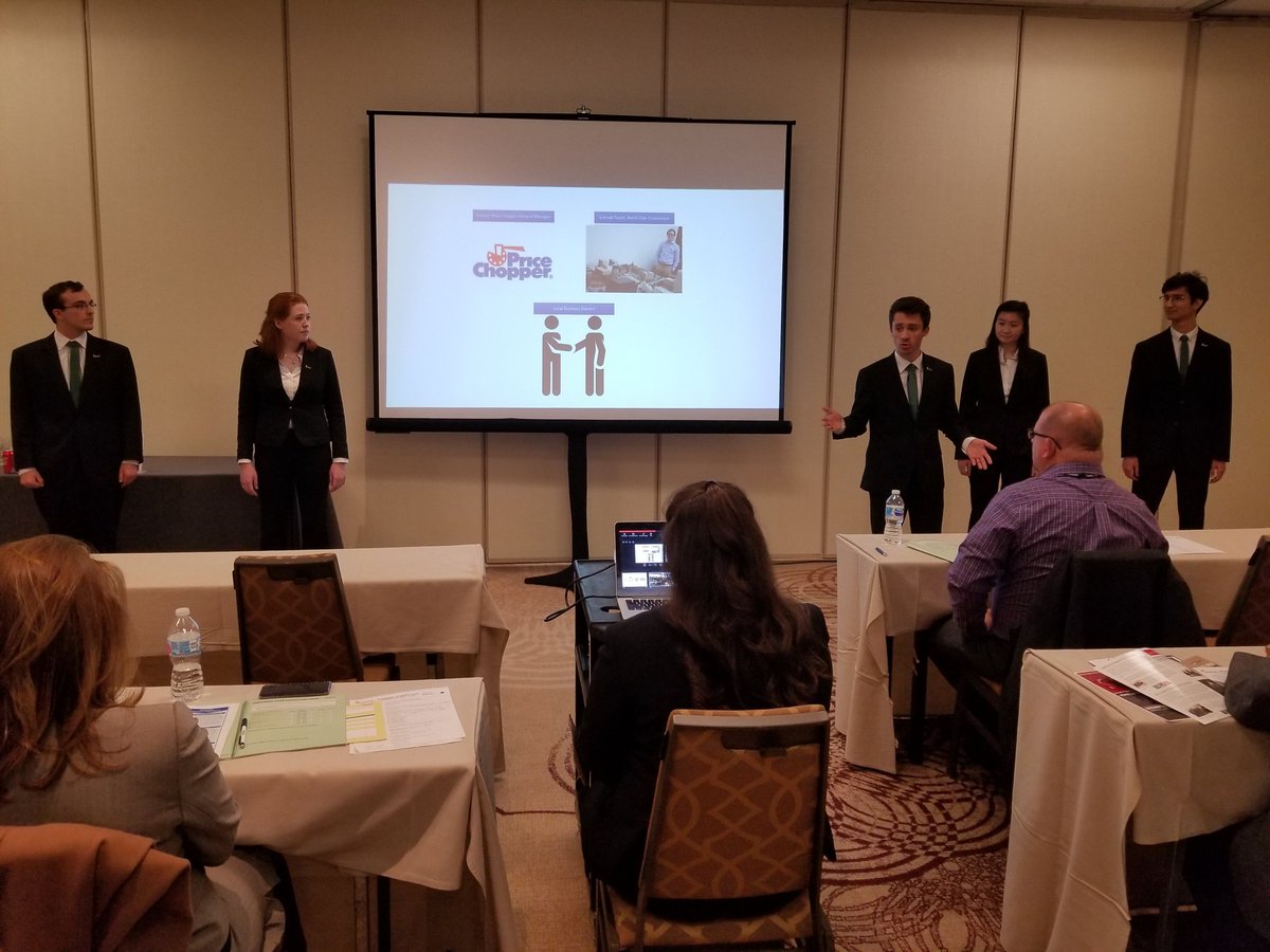 tonyfrontera1's tweet photo. Binghamton Enactus team @binghamtonu and @EIPatBing presenting @Enactus_USA  regional competition in Philly https://t.co/h5caMRZL5M