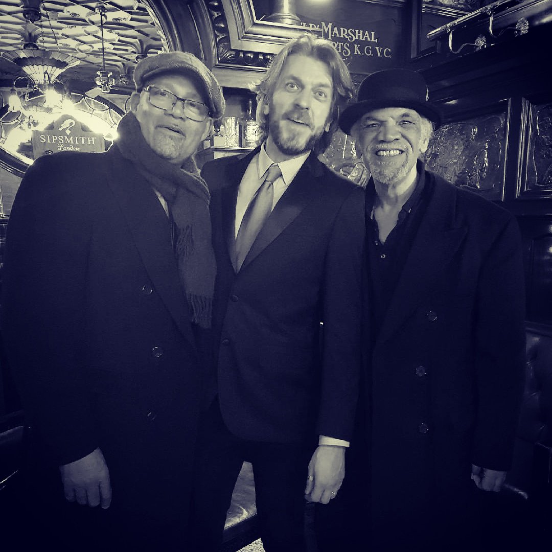 Me in #Liverpool with the great #PaulBarber and @thelouisemerick. We enjoyed a quick drink in the #PhilharmonicPub.