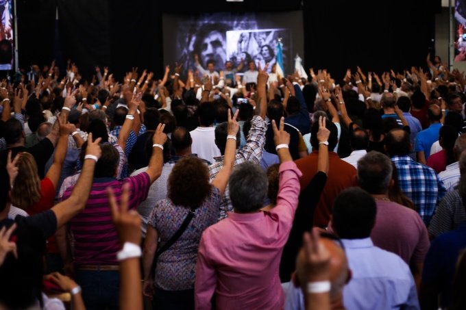 El peronismo lanzado a buscar un acuerdo con Massa: quieren la unidad con el Frente Renovador adentro
goo.gl/Xpt1SE