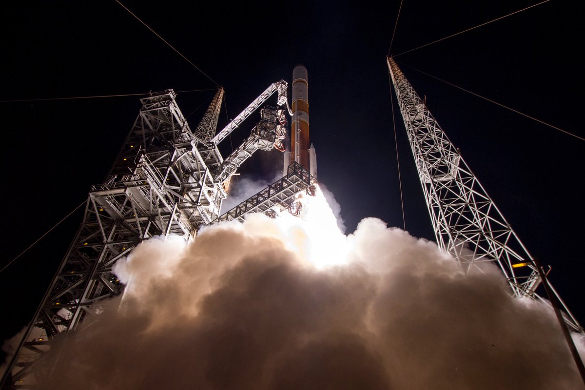 ulalaunch's tweet photo. On March 18, 2017, ULA’s #DeltaIV rocket launched #WGS9 for the @usairforce, WGS provides worldwide flexible, high data rate and long haul communications for the military, the White House Communication Agency, the US State Department, int’l partners, and others. #missionmonday https://t.co/7bHJMloLIx