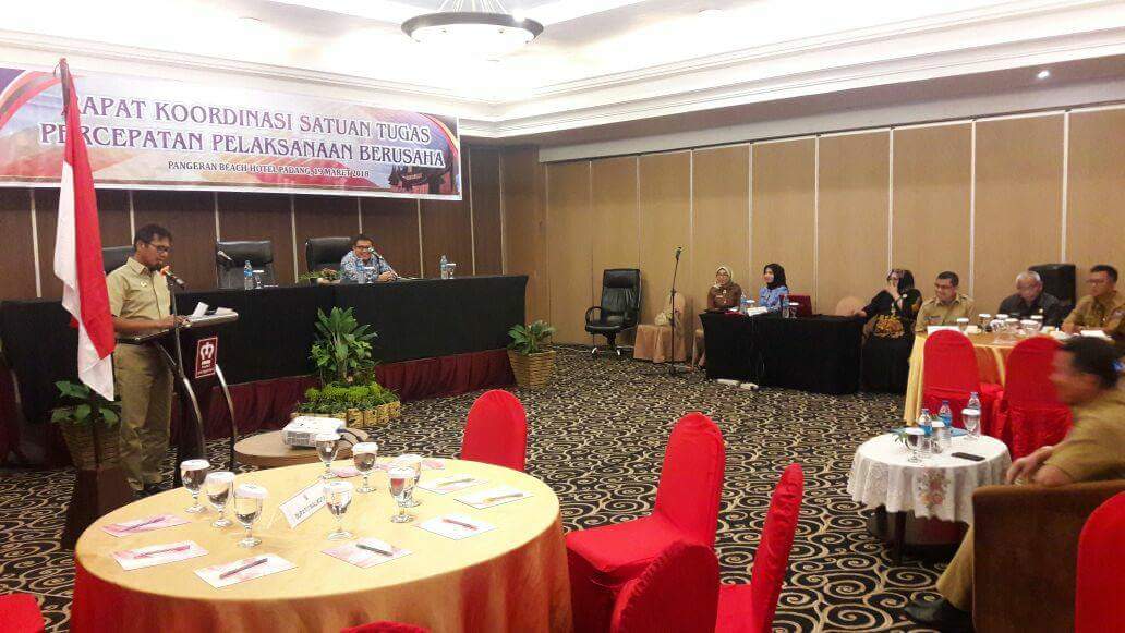 19 mar 18 siang. Di Hotel Pangeran Beach Padang, Rakor Satuan Tugas  Percepatan Pelaksanaan Berusaha yang diikuti oleh OPD terkait.