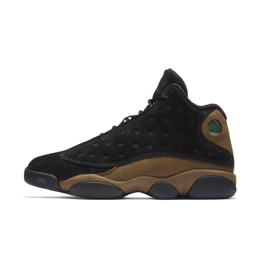 KicksDealsCA's tweet photo. Head to the @TheClosetInc and use our code KDC40 for 40% off some great shoes: https://t.co/MDKCbmwFBp https://t.co/Z8ZNUqRC0L