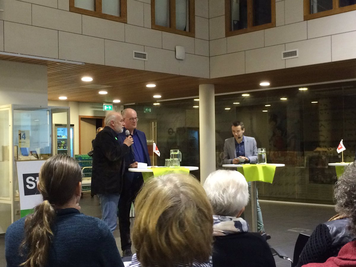 Onze lijsttrekker <a href="/jmckoning/">Martin Koning</a> in debat tijdens het lijsttrekkersdebat in het RAR olv <a href="/dgbetuwe/">De Gelderlander</a>