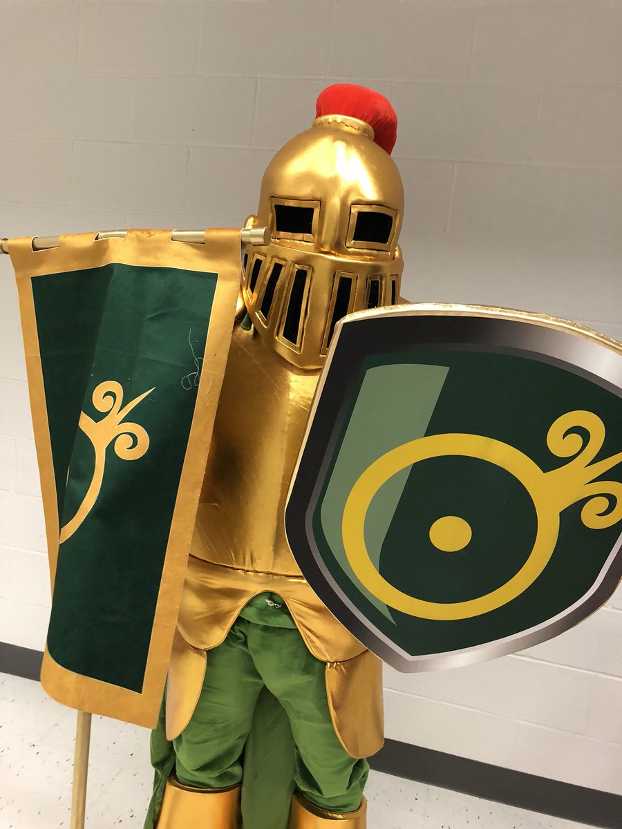 HargreavesMrs's tweet photo. @DolsonPS ‘s first ever kick-off assembly for House Teams:  House of Copper, House of a Silver, House of Gold, and House of  Iron!  Let the battle begin!!! https://t.co/IP6TwaLRU6