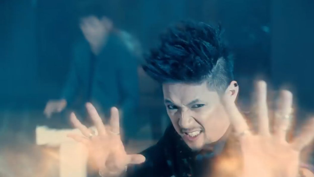miuniversobl's tweet photo. I just arrived in Barcelona! Yeahhh!!
That means: internet + Netflix + Shadowhunters๐
Preparing me for the day!! The day that Shadowhunters comes ๐๐
#ShadowhuntersSeason3 #shadowhunters #MalecIsComing #MagnusBane #AlecLightwood https://t.co/ocZV6mlMfy