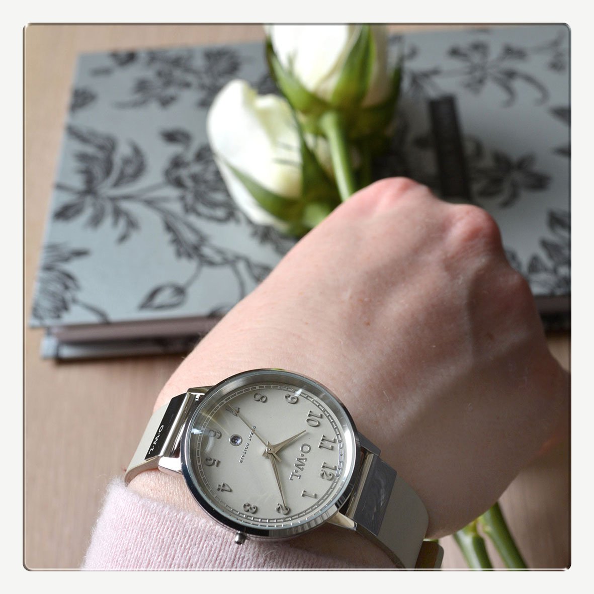 OWLwatches's tweet image. Don't forget to enter our #competition! Ahead of the clocks going forward on Sunday, we'd love to know how you'd spend that precious extra hour, if you had it? You can #WIN yourself an O.W.L watch too! Don't forget to follow us &amp;amp; just comment below. #JUSTONEHOUR #giveaway