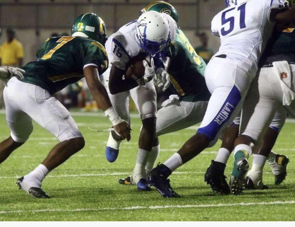 Madhousefit's tweet photo. Congrats To Anthony Scott On Receiving An Offer From The University of Tennessee Chattanooga. #MadHouseFit #MocSpeed #OurWay #ApplyPressure #WeBuiltDifferent https://t.co/YO4FhOcfHZ