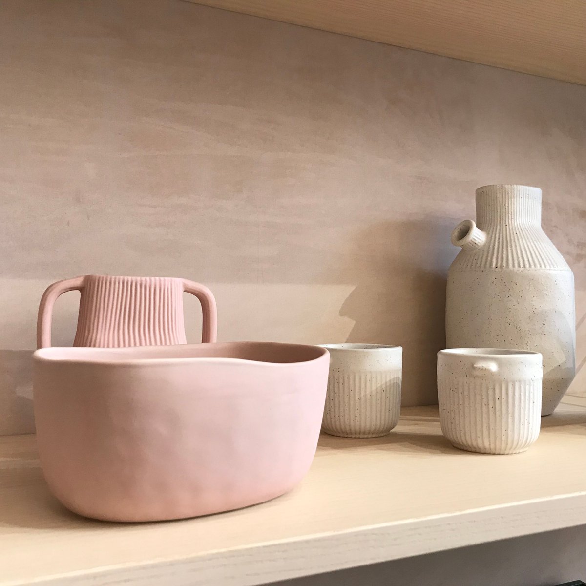 Meet The Artist tweet media