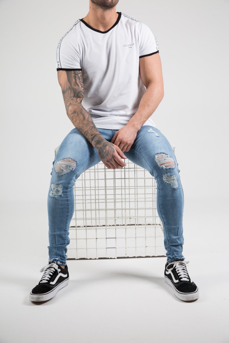 Get up to 80% OFF in our HUGE SALE live now at eliteattire.co.uk/product-catego… with delivery from just £2 you can't get any better than that 🔥