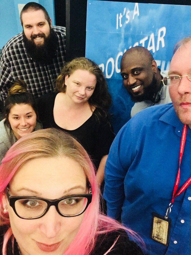 #MoneyMotivationMonday 

Accelerated huddle on one and done!