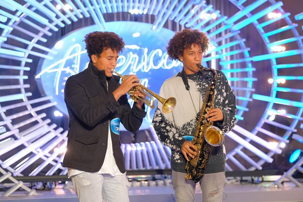 TheWrap's tweet photo. Watch Twin Brothers Crush Their 'American Idol' Audition With Jazzy Bruno Mars Cover (Video) https://t.co/7gu1SeTrI9 https://t.co/T3r6bCel2b
