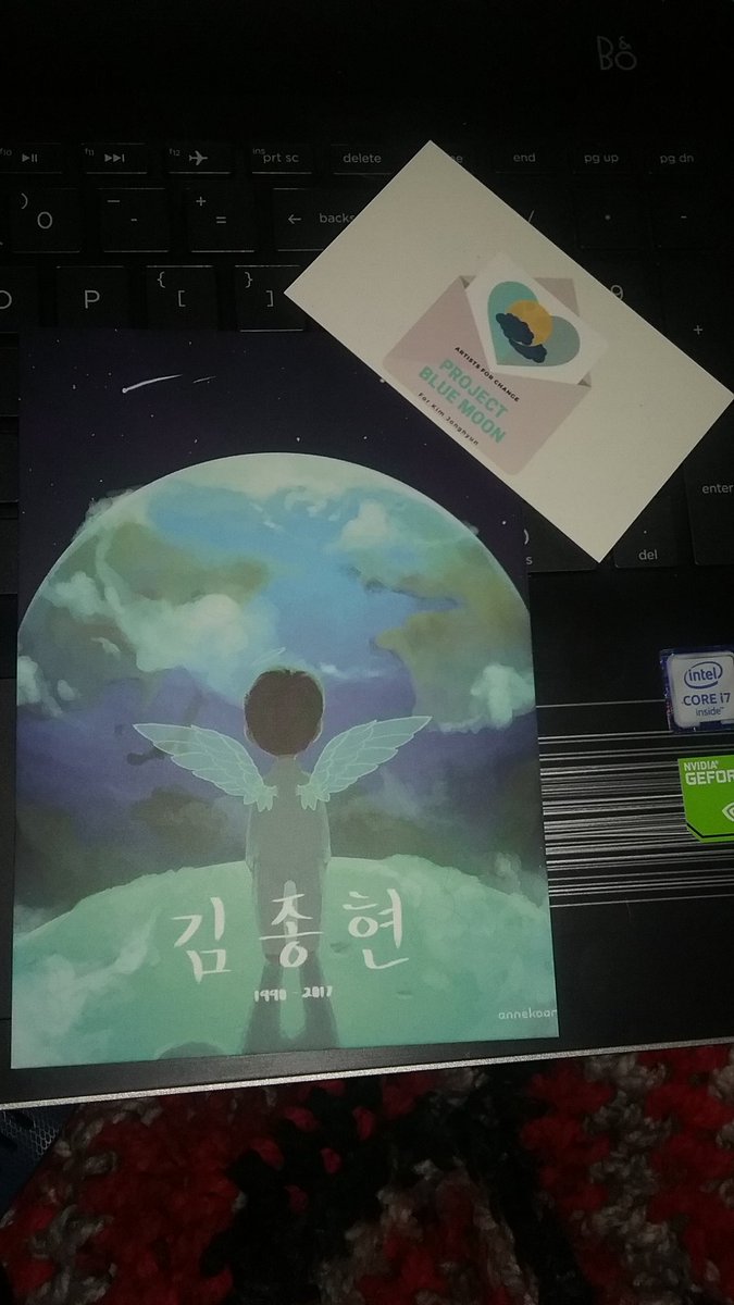 woniesbb's tweet photo. It's so beautiful T^T ππππ
#ProjectBlueMoon @BlueMoonArtists
Support Project Blue Moon by sending your own Jonghyun art or buying art at https://t.co/dPat2m5Rnu π https://t.co/h4UwuxNo4N