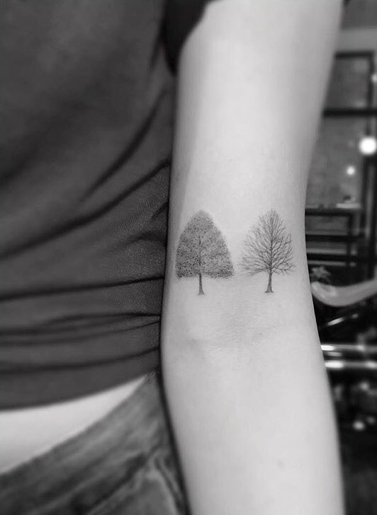 tattoo #7: se lo hizo el 14/03/17 en su brazo izquierdo. son dos árboles que representan las dos estaciones (primavera e invierno) que se producen en maplewood (pueblo que se encuentra en el estado de new jersey donde bea nació y vivió por un tiempo).