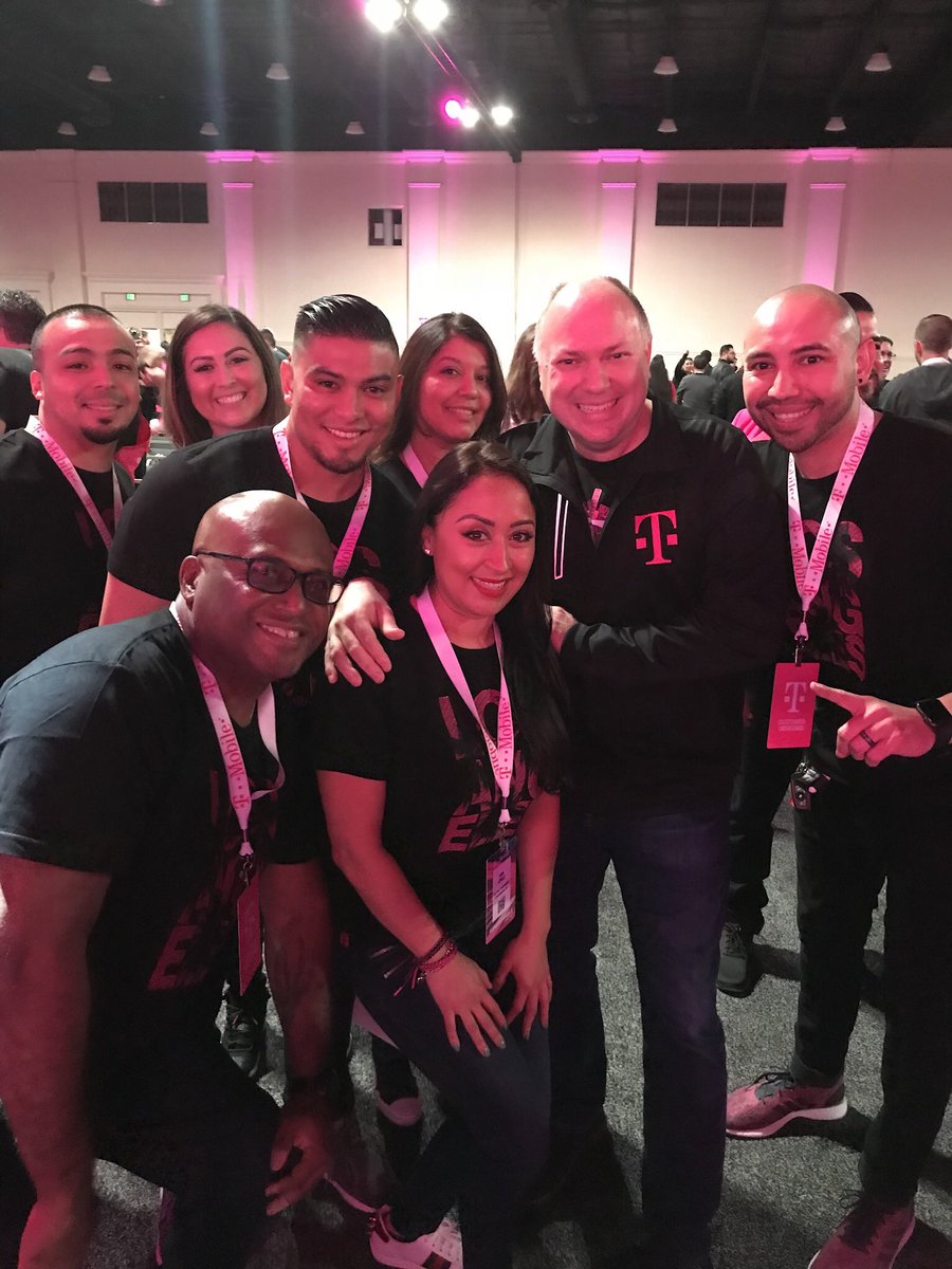 The #UnstoppableTour was an amazing experience! Featuring @JonFreier and some of my SFVE team 👌🏽 #AreYouWithUs #SWisBest #WinForeverLA @BryanThompsonSW @anacruz22ac