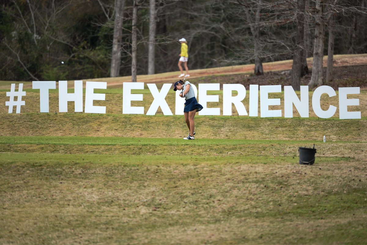 AuburnWGolf's tweet photo. 📸 from Round 2⃣ of the Evans Derby Experience

#WarEagle | #theexperience https://t.co/hwvJ3kt944