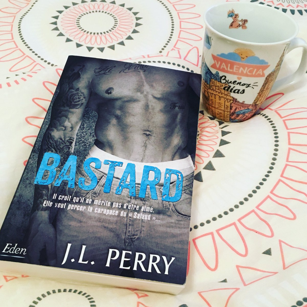 BulleBooks's tweet photo. Oh quel va être dur la reprise demain !!
Impossible de lâcher ma nouvelle lecture #Bastard de @JLPerryWriter chez @city_editions dans la collection Éden !!!
#BulleBooks #NewReading #Livraddict https://t.co/UURZe33YN2
