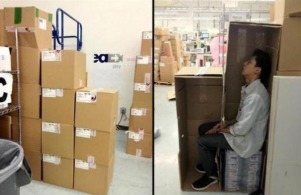 LivingDurham's tweet image. On #Monday After a Big Weekend, sometimes there is No Escape from Work or the Office, but there is always a Solution! 😂
.
.
.
.
Some Humour to get the Week Started! We’re 100% sure there were Lots of People that Felt like doing this Today! 
#LivingDurham #HomeWorkMadeEasy