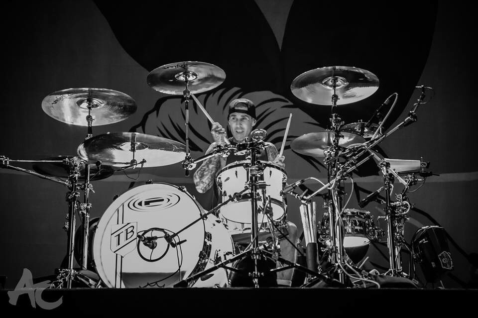 Antpal182's tweet photo. When I first started photography my main goal was to shoot the band that changed my life. At @Musink_TatFest I was able to shoot my heroes in @blink182 @travisbarker @markhoppus and Matt Skiba. Dream came true! #blink182 #MUSINK2018 https://t.co/YS6SPYgyeI