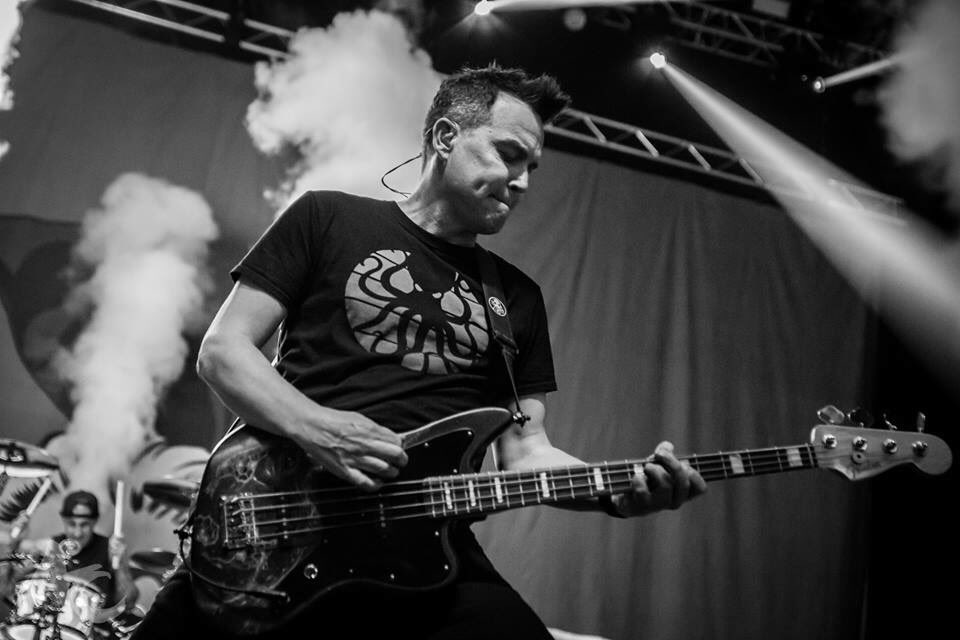 Antpal182's tweet photo. When I first started photography my main goal was to shoot the band that changed my life. At @Musink_TatFest I was able to shoot my heroes in @blink182 @travisbarker @markhoppus and Matt Skiba. Dream came true! #blink182 #MUSINK2018 https://t.co/YS6SPYgyeI