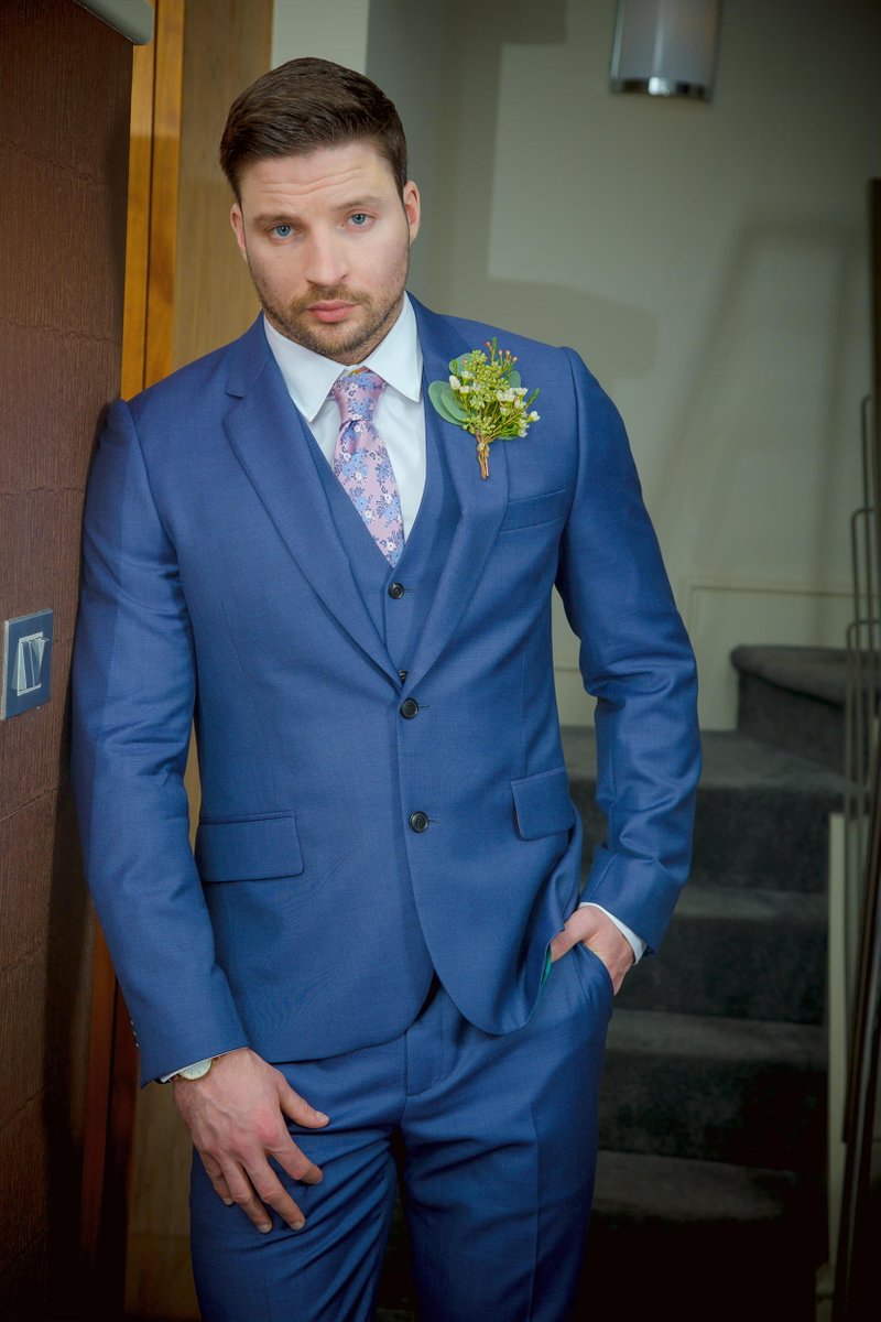 Need a suit for your wedding? 
Paul Smith Nottingham will be here to help you look as dashing as the groom below!! 
Sunday 25th March
Wedding fayre -1-4pm
#weddingfayre #weddings #lovenotts #itsinnottingham #brides #bridesmaids #grooms #ido #weddingday #weddingplanning