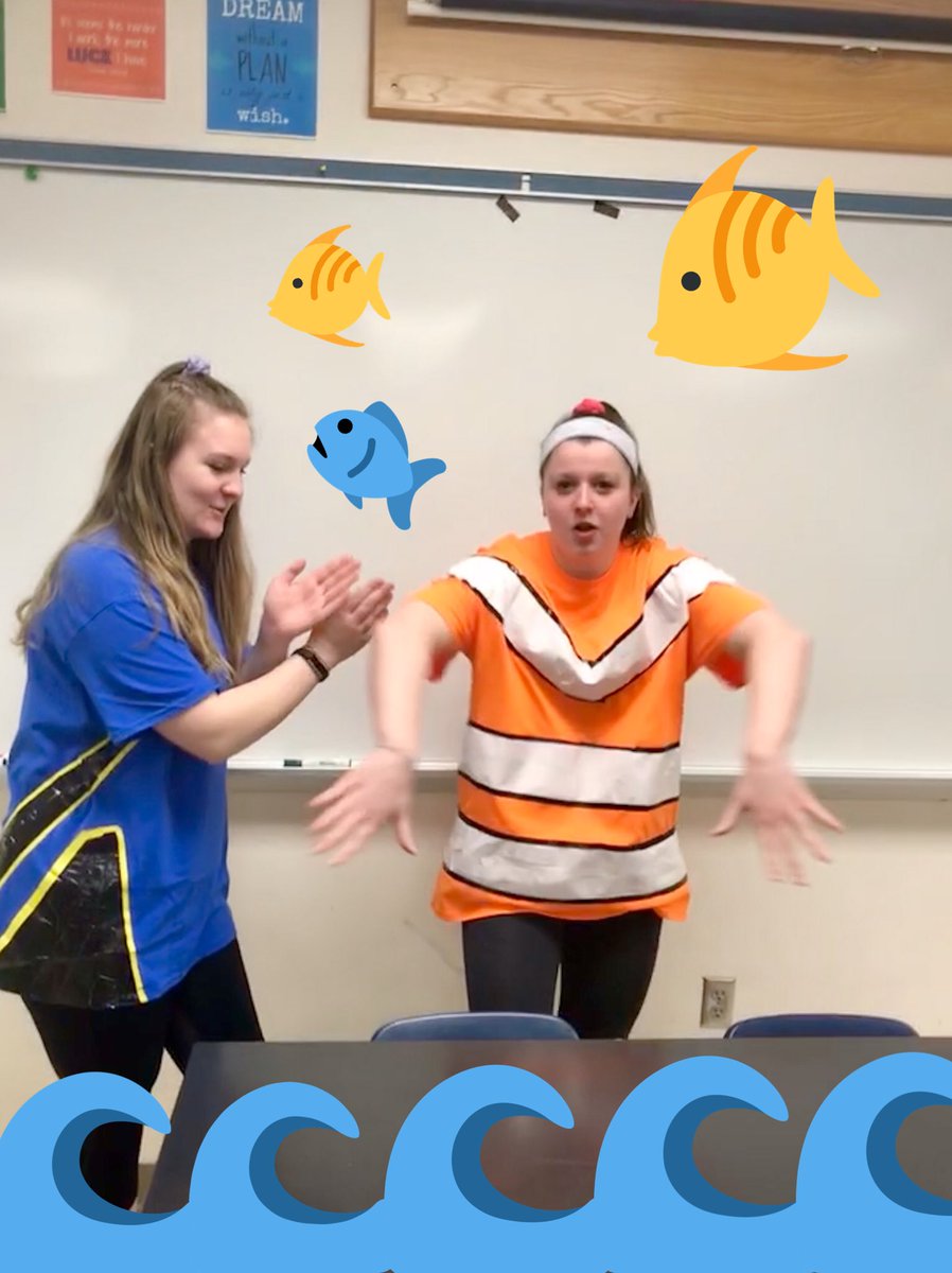 clairelatimer13's tweet photo. Swimmin’ our way through senior year #FFXSB18 https://t.co/Z3635wR0KW
