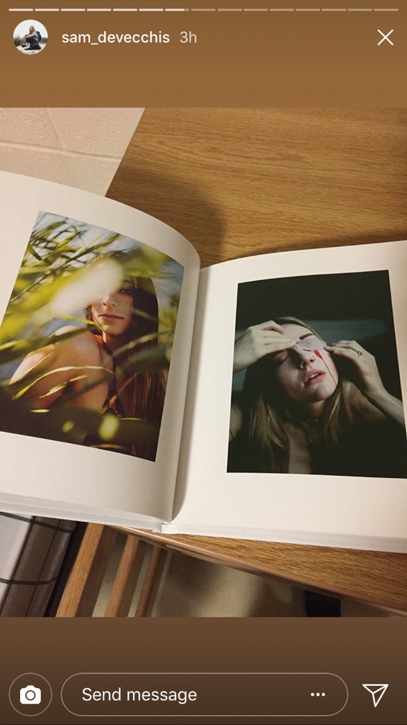 Emmmmiie's tweet photo. Me and my best friend tried modeling and ended up next to eachother in this one photographers photo book I mean.... Best friend goals or what https://t.co/htjiuAqD4p