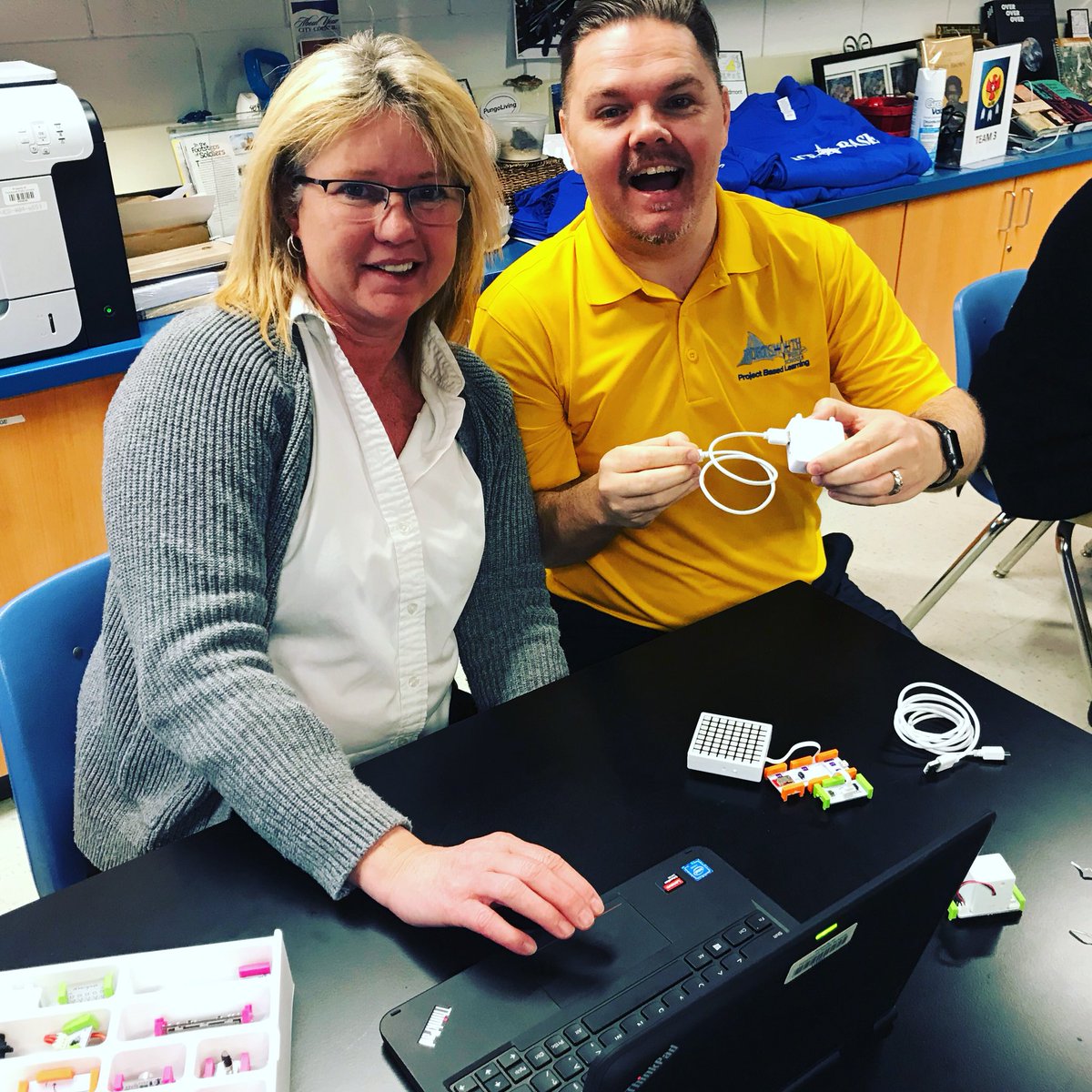 JorgeDoesPBL's tweet image. #Coding &amp;amp; #ComputationalThinking Workshop Using @littleBits #CodeKit #CS4All #LifelongLearningDefined #JorgeDoesPBL #LLE2018 #STEM-@-#Starbase