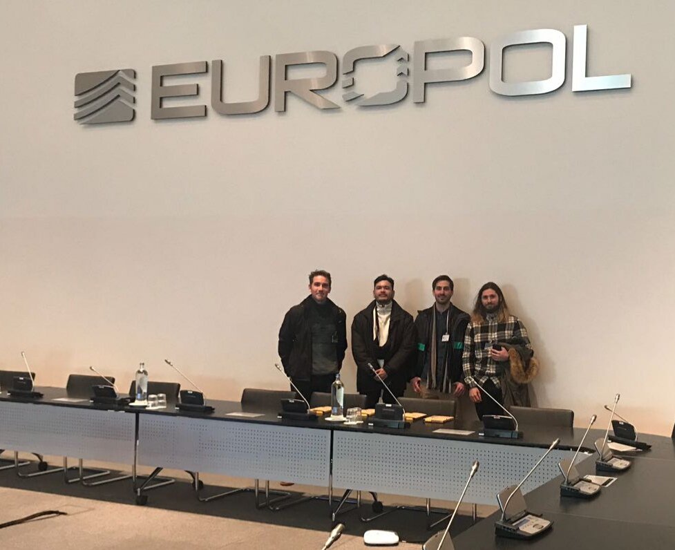 cpifpalanturing's tweet photo. Our Erasmus+ IT(Software Web Development) #DAW students and teacher @sergiflags had a very interesting guide visit today to @Europol at The Hague (The Netherlands) 

@sepiegob @plurimalaga @FPAndaluza @Erasmus_Project @EUErasmusPlus @educacionenmlg @todofp @fpiescampa @PTAMalaga https://t.co/z7O625ZUZp