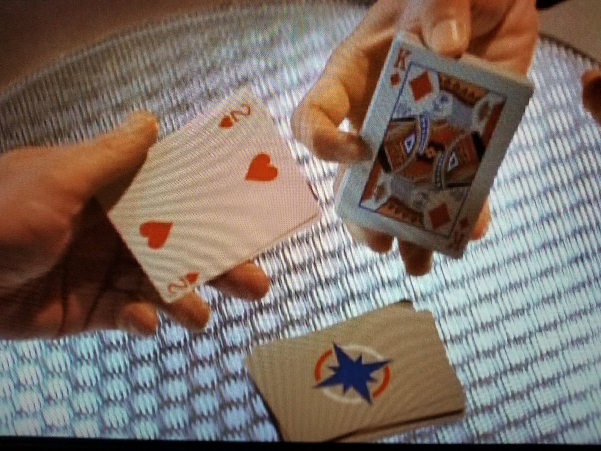 elorfinthendt's tweet image. &quot;One card draw for the next drink...&quot; #WingCommanderIV