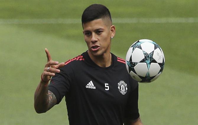 Marcos Rojo sobre Alexis Sanchez: "Alexis é um grande jogador, mas nunca nos demos bem em campo. Sempre que nos enfrentamos, nos clubes ou nas seleções, dava-lhes uns bons pontapés… e ele fazia o mesmo. Mais: costumava insultá-lo e ele respondia à letra."
