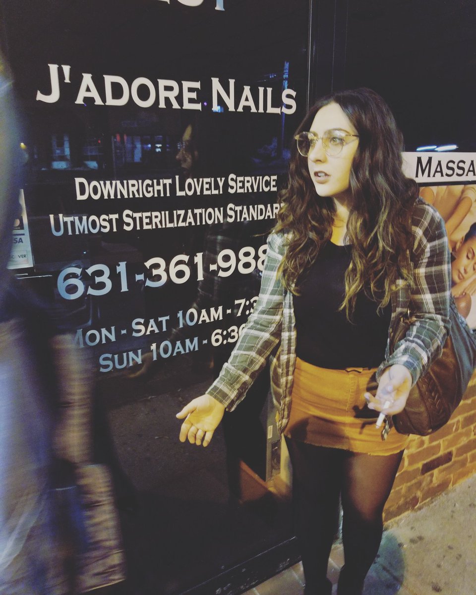 Madelenerosee's tweet photo. #MercuryRetrograde #flannelsfordays #weekendvibes https://t.co/TUSPz6WFSq