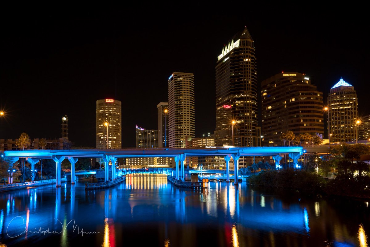 OGEPhotography's tweet photo. Views around downtown @CityofTampa #Tampa #TampaBay https://t.co/EotaQHMAe6