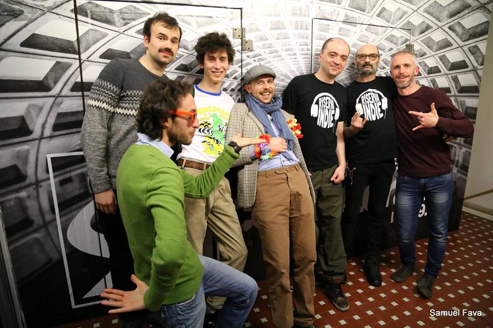 Riservaindie's tweet photo. Riascolta e guarda gli Orione a @Riservaindie https://t.co/qhbA1Kgx6s https://t.co/hq5XSV5wQp