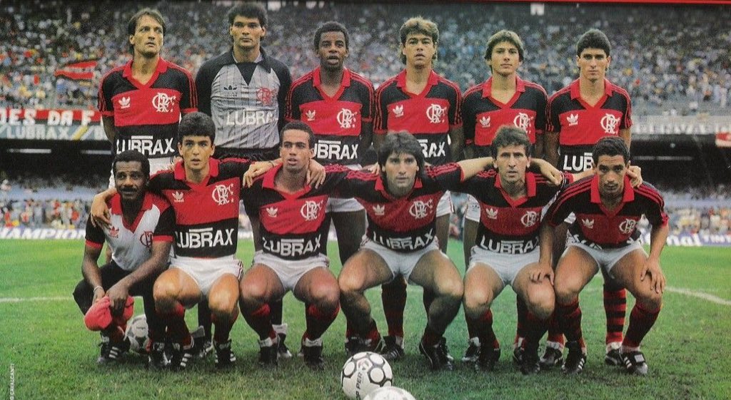 ravicastroo's tweet photo. O que foi decidido em campo, homem de terno nenhum tirará nosso mérito! FLAMENGO 1 X 0 INTERNACIONAL -13/12/1987

#FodaSeCBF #FodaSeSTF https://t.co/DKqivPRvQ6