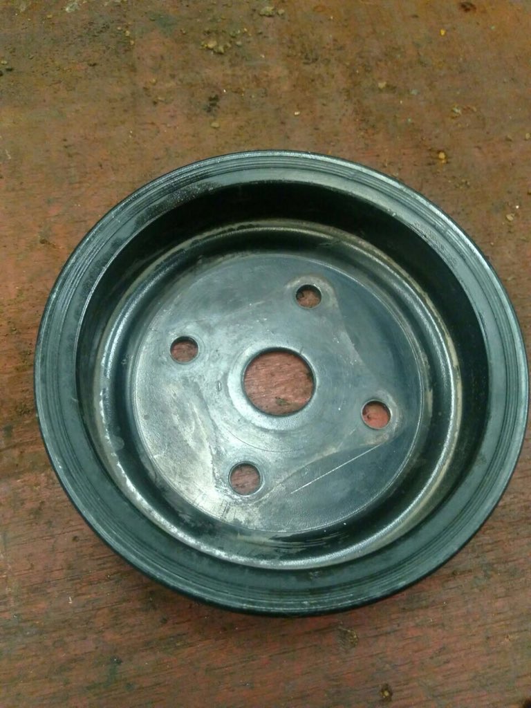 INDUJANPAR's tweet photo. Fabricación de soporte extensor para polea bomba de agua en aluminio o dural. Motor SR18 https://t.co/dZegK6RB9A