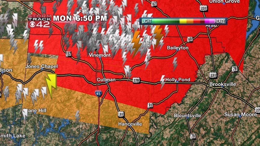 SarahCantey's tweet photo. HEADS UP: Cullman County strong storm with potentially a tornado heading your way #StormTrack42 https://t.co/eqTSzP8pa5