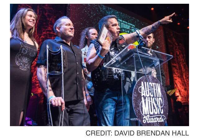 paulispablo's tweet image. We are here! #wwecedarpark #wormsuicide #iamthird