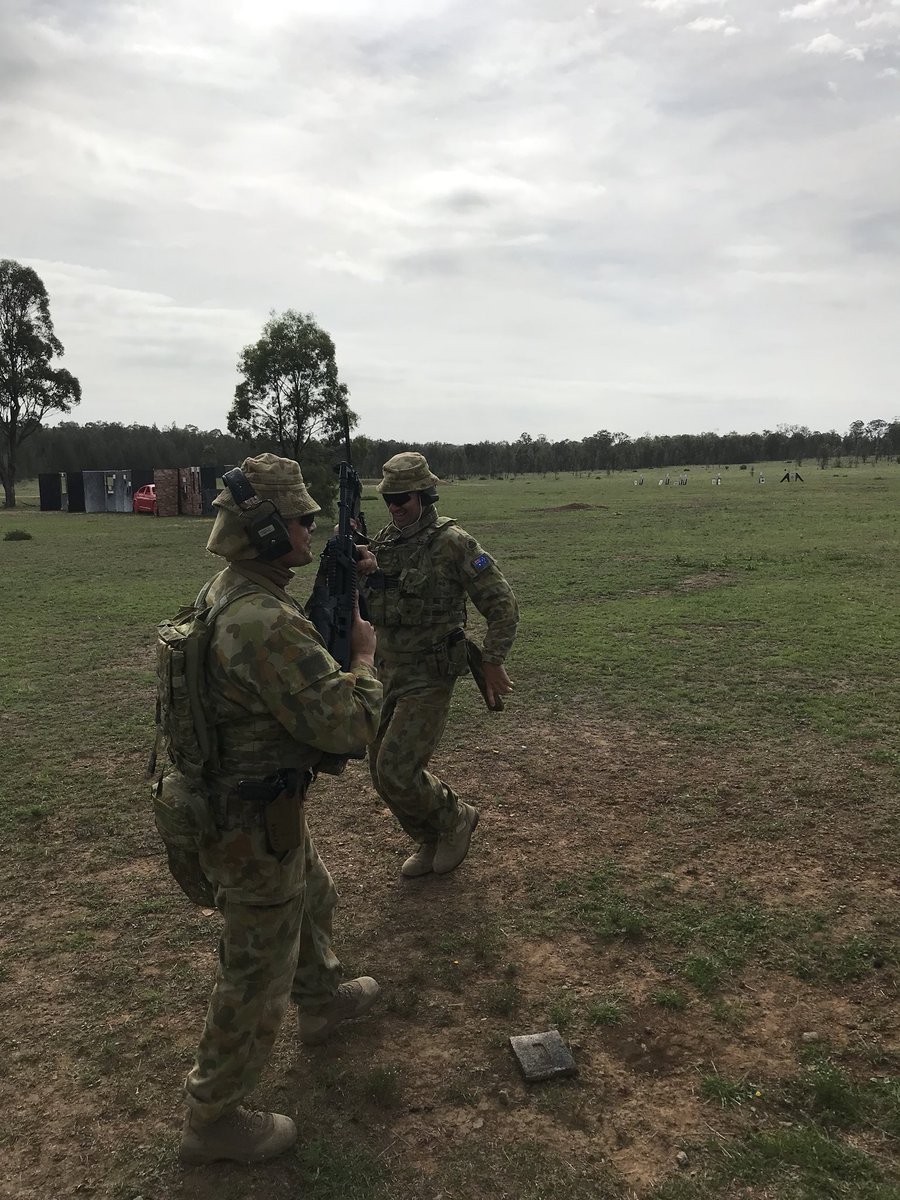 SiSpecialistSOI's tweet photo. Great to have RSM @SOI_Singleton and WSW of #SpecWing / CSC SSM as students on the CSIC Week 3 Enhanced Combat Shooting Course.
#GoodSoldiering #evenRSMsneedtriggertime https://t.co/z8xx3zy39t
