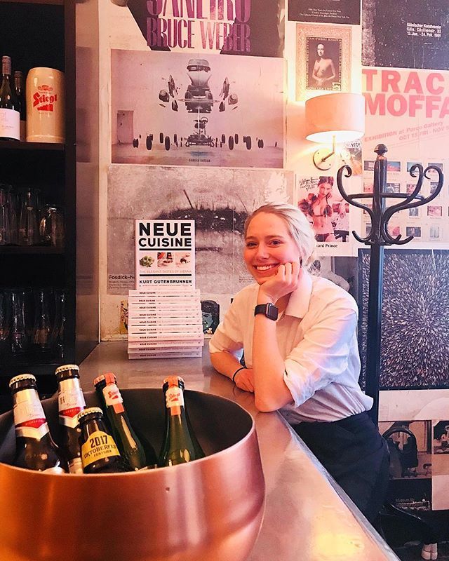 BlaueGansNYC's tweet photo. Today we asked our friendly colleagues about their favorite things at @blauegansnyc.
4 Questions below:
1️⃣. What is your favorite entree? - My favorite entree is Atlantic Cod.. So delicious 
2️⃣. What is your favorite drink?
- We recently added 3 new cocktails to our me… https://t.co/yJyiGEV8f5