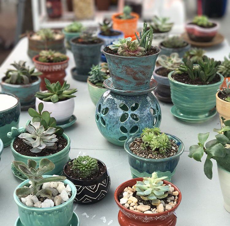 creativmarket's tweet photo. We can't wait to get our hands on these stunning planter pots by @JimmyPottersWor! 🌿Meet the maker + shop their collection @TheCreativMarket on March 28th! Get your free ticket at https://t.co/3dzn20bAtI | #thecreativmarket #shoplocal #dcevents #reedrow https://t.co/qUr05cCl3e