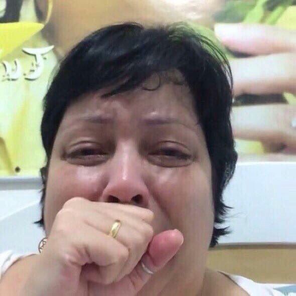 romitri's tweet photo. "- posso lhe fazer uma pergunta? 
- claro que pode
- quem é você?" https://t.co/EMb2M3GgeU