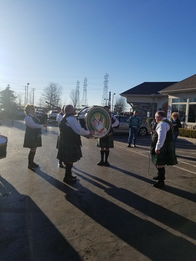 BandWsia's tweet photo. The day only begins with the parade for us. We play all around the West side for the whole day spreading our Irish heritage https://t.co/FD23c5NSkg