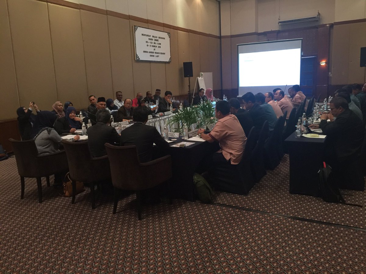 MARDIMassa's tweet photo. Langsung, sesi Mesyuarat Majlis Bersama MARDI (MBM) antara pihak pekerja dengan pengurusan MARDI di Swiss Garden Beach Resort Damai Laut #betterMARDI https://t.co/BZDXudBSZH