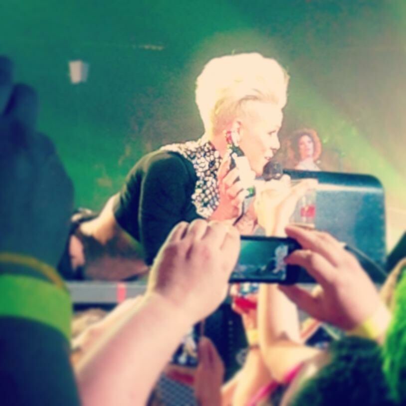 ThePinkFans's tweet image. On this day, five years ago, I was able to see my idol live for the first time; and what a life changing moment it was. 💓