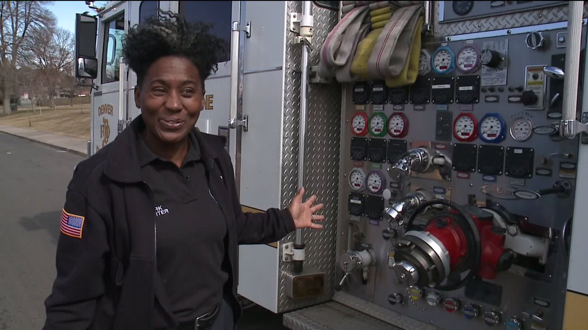 RETWEET & reply with your city, state or country to congratulate TWANNIA CLARK as being the very first African-American female engineer in the 150+ year history of the @Denver_Fire Department! 👩🏿‍🚒🚒🔥 
#WomenMakeHistory #BlackHistory #FireFighters