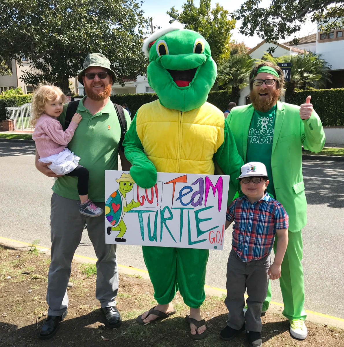 PaintedTurtleCA's tweet image. They came. They ran. They conquered the @lamarathon to support @PaintedTurtleCA's campers! GO TEAM TURTLE. Big shout outs also to the amazing and loud cheer squad at our Camp Cheer station! Learn more about #TeamTurtle at: ow.ly/ShZm30j2CpZ