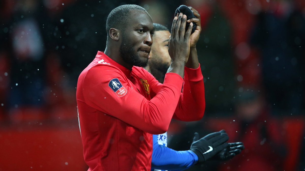 ManUtd_ID's tweet photo. Hati-hati Spurs, karena @RomeluLukaku9 sedang dalam sebuah misi...
https://t.co/PZLTf59OKv https://t.co/Di5HYXD5yK