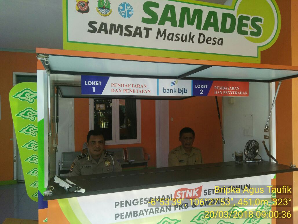 lantas_ratu's tweet photo. @polressukabumi @bapenda_jabar Pelayanan samsat masuk desa (SAMADES) desa cikelat #TMC_Sukabumi #RTMCjabar #pajakkendaraan #sukabumi #samades https://t.co/K7AWgOmJq1