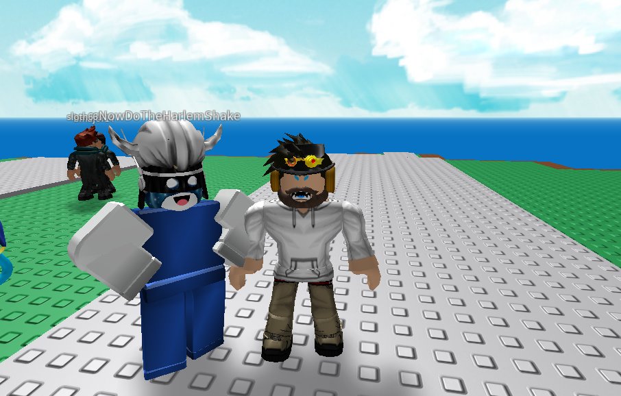 Robloxhave42's tweet image. im with my best friend &quot;NowDoTheHarlemShake&quot;. Busy man, so im lucky to get a private screen shot with him!