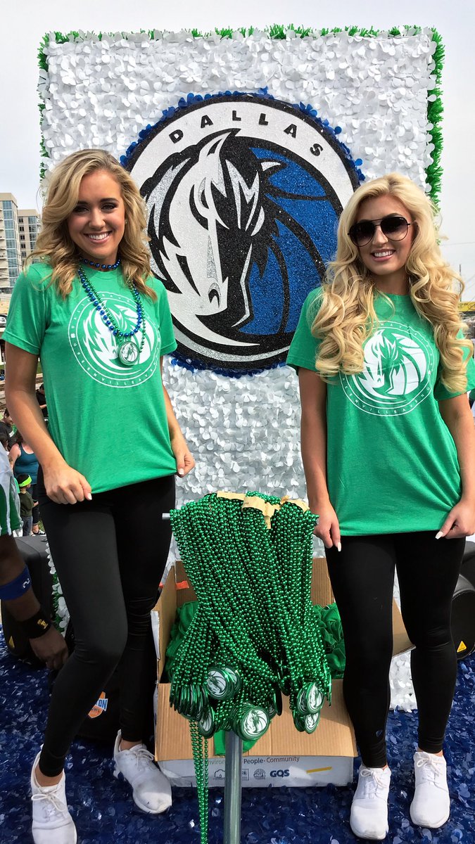 DMD_Ashley's tweet photo. St. Patty’s day fun ☘️💚 #mffl #StPatricksDay https://t.co/YFyshrF0zp